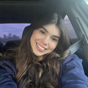 Meet your Posher, Valentina